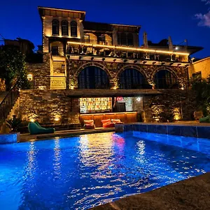https://cumaku-boutique-spa.albaniahotels.net